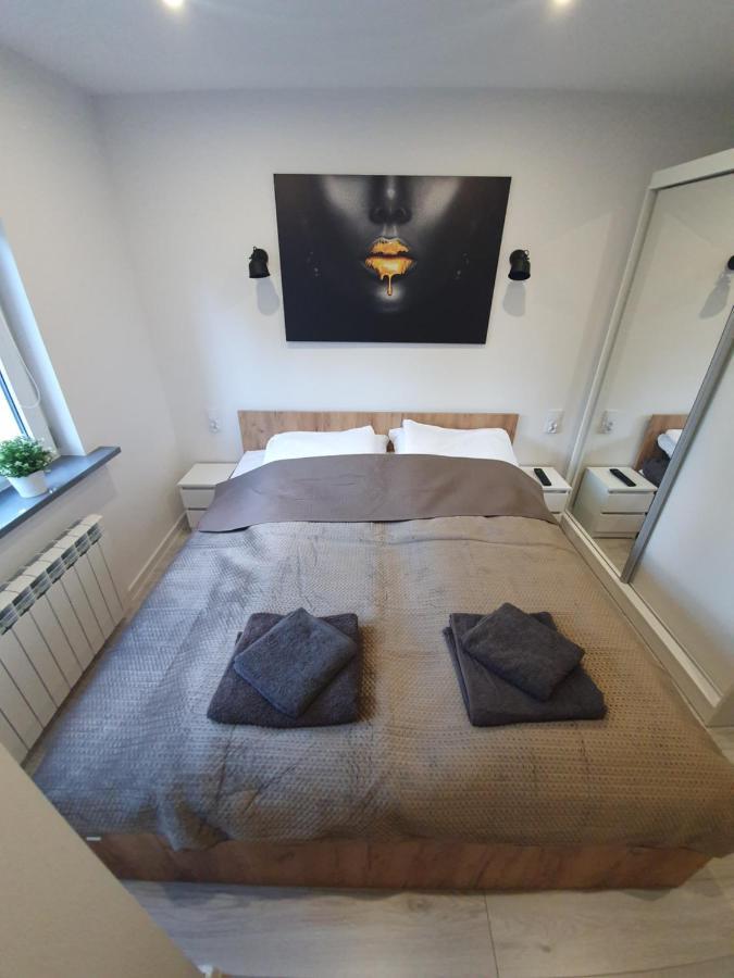 M&K Center Apartment ديمبيتسا المظهر الخارجي الصورة