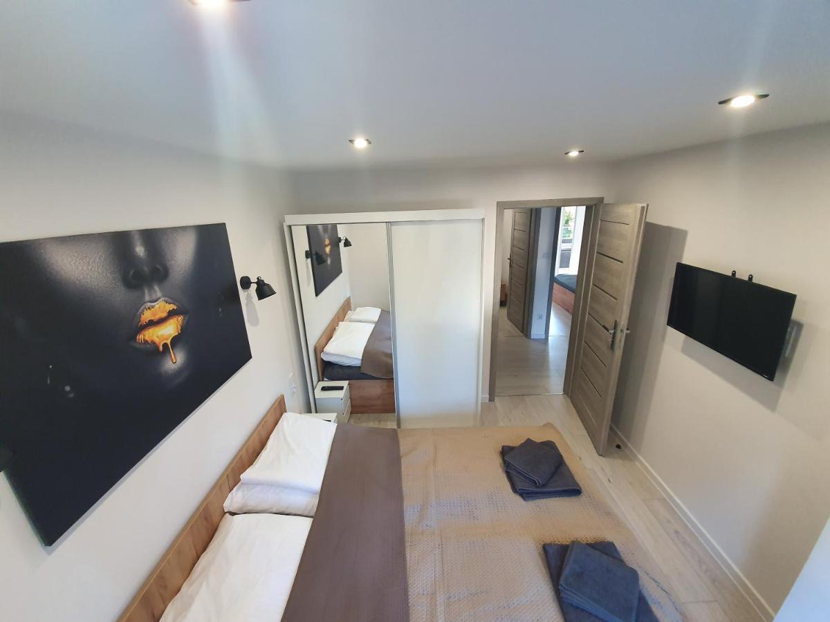 M&K Center Apartment ديمبيتسا المظهر الخارجي الصورة
